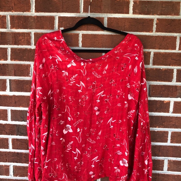 Universal Thread. Red/white peasant top.Size XXL - Picture 8 of 8